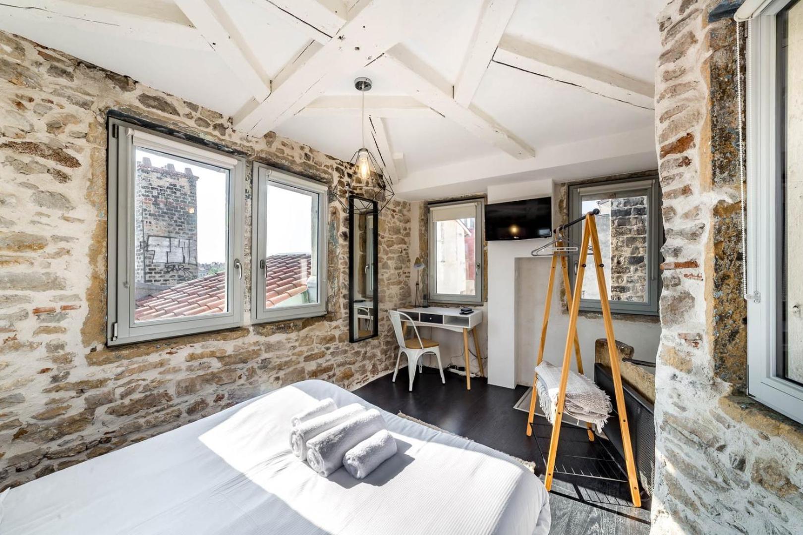 Sky'Room - Jacuzzi & Vue - Vieux Lyon Bagian luar foto