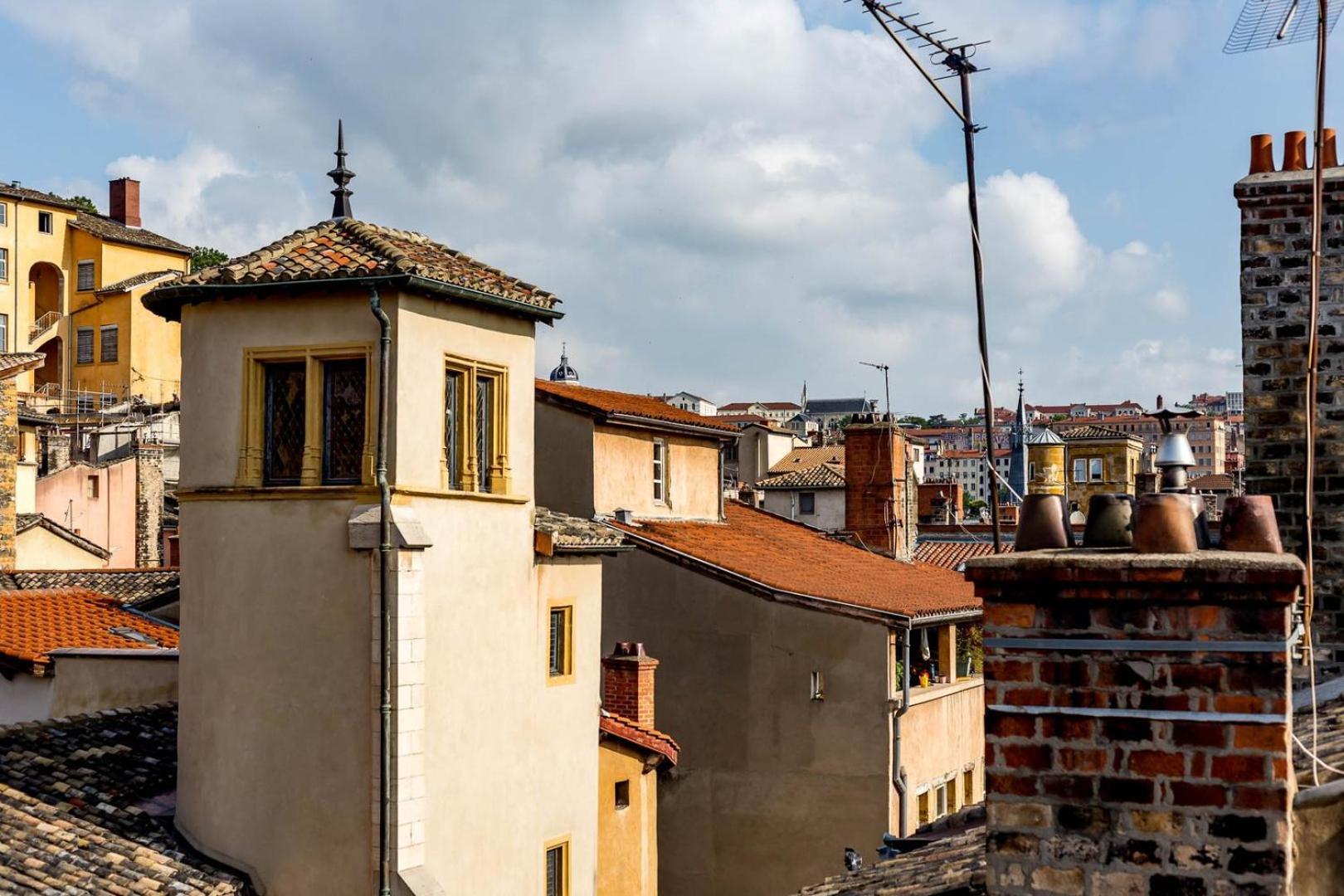 Sky'Room - Jacuzzi & Vue - Vieux Lyon Bagian luar foto